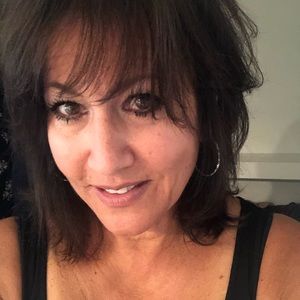 Meet your Posher, Jeanne